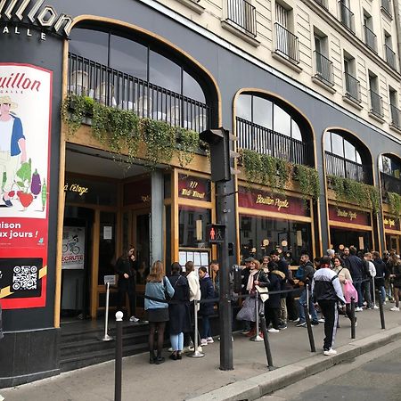 Studio Pigalle: Cozy Parisian Retreat in Montmartre Exterior photo
