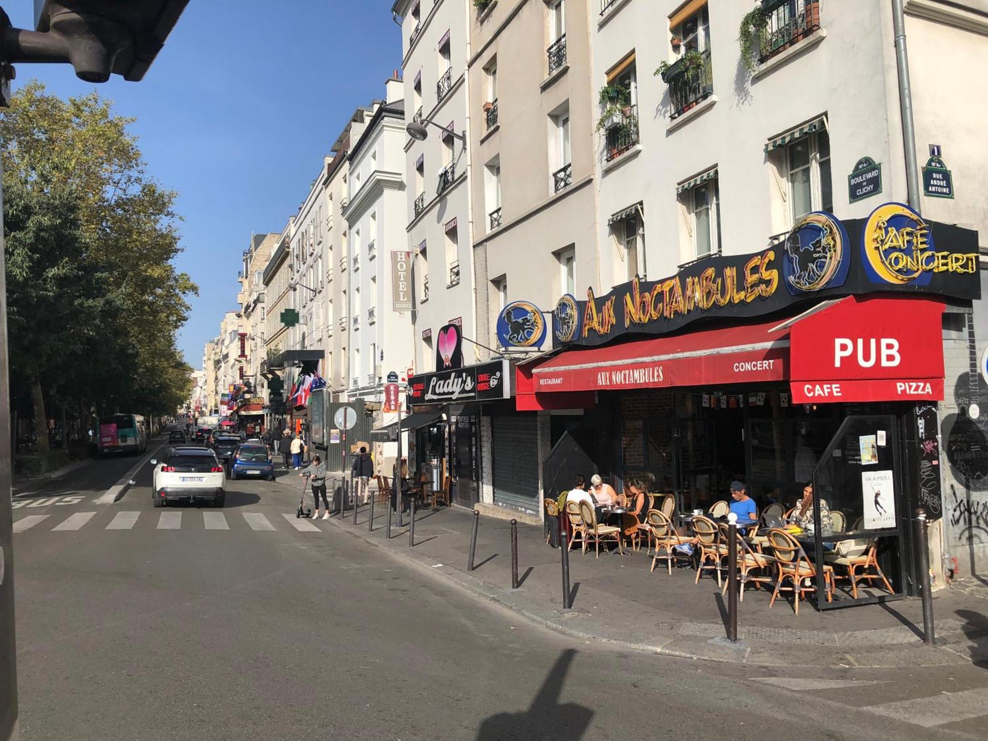 Studio Pigalle: Cozy Parisian Retreat in Montmartre Exterior photo