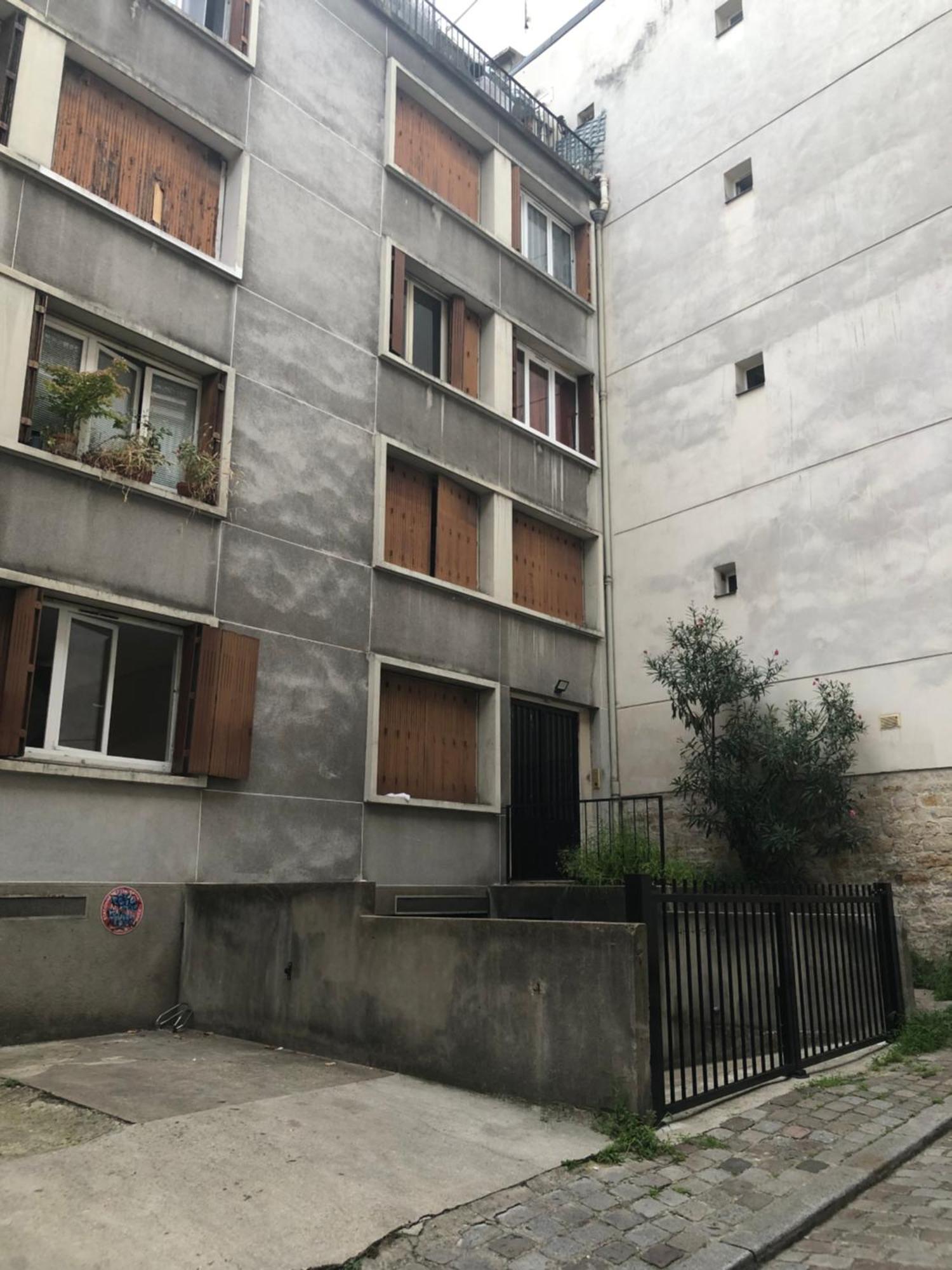 Studio Pigalle: Cozy Parisian Retreat in Montmartre Exterior photo