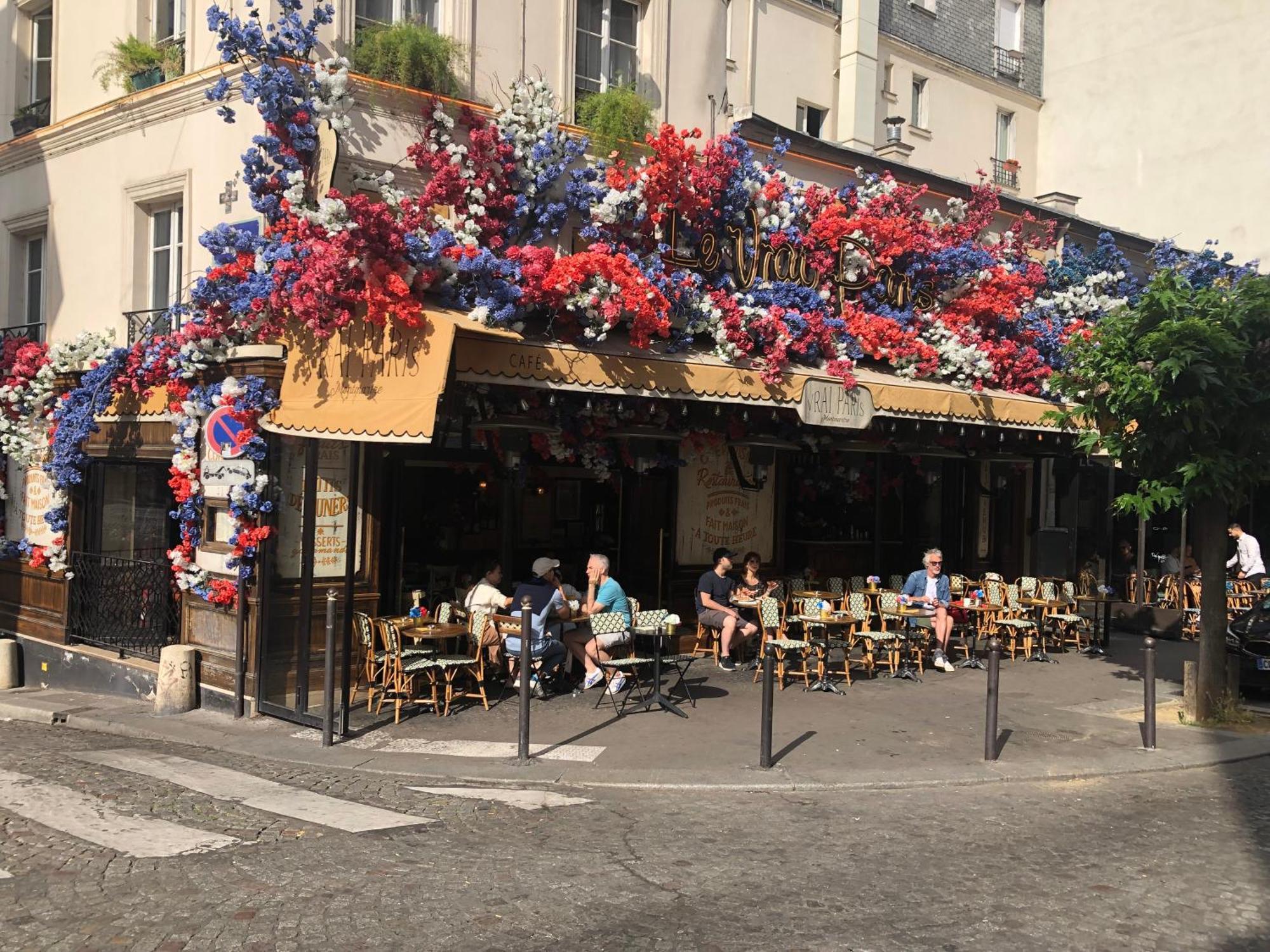 Studio Pigalle: Cozy Parisian Retreat in Montmartre Exterior photo